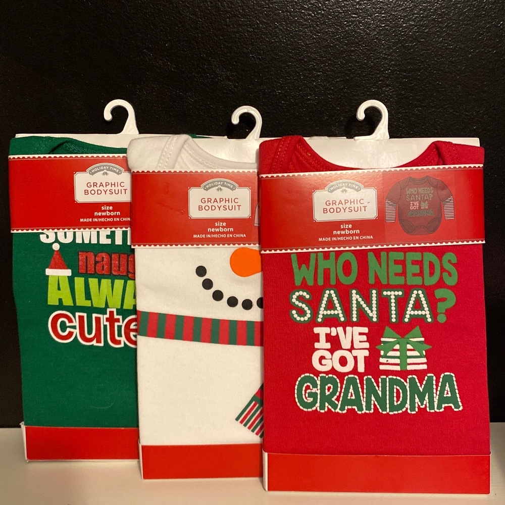 Christmas Baby Bodysuits (lot of 3) NWT Newborn -Red/white/green